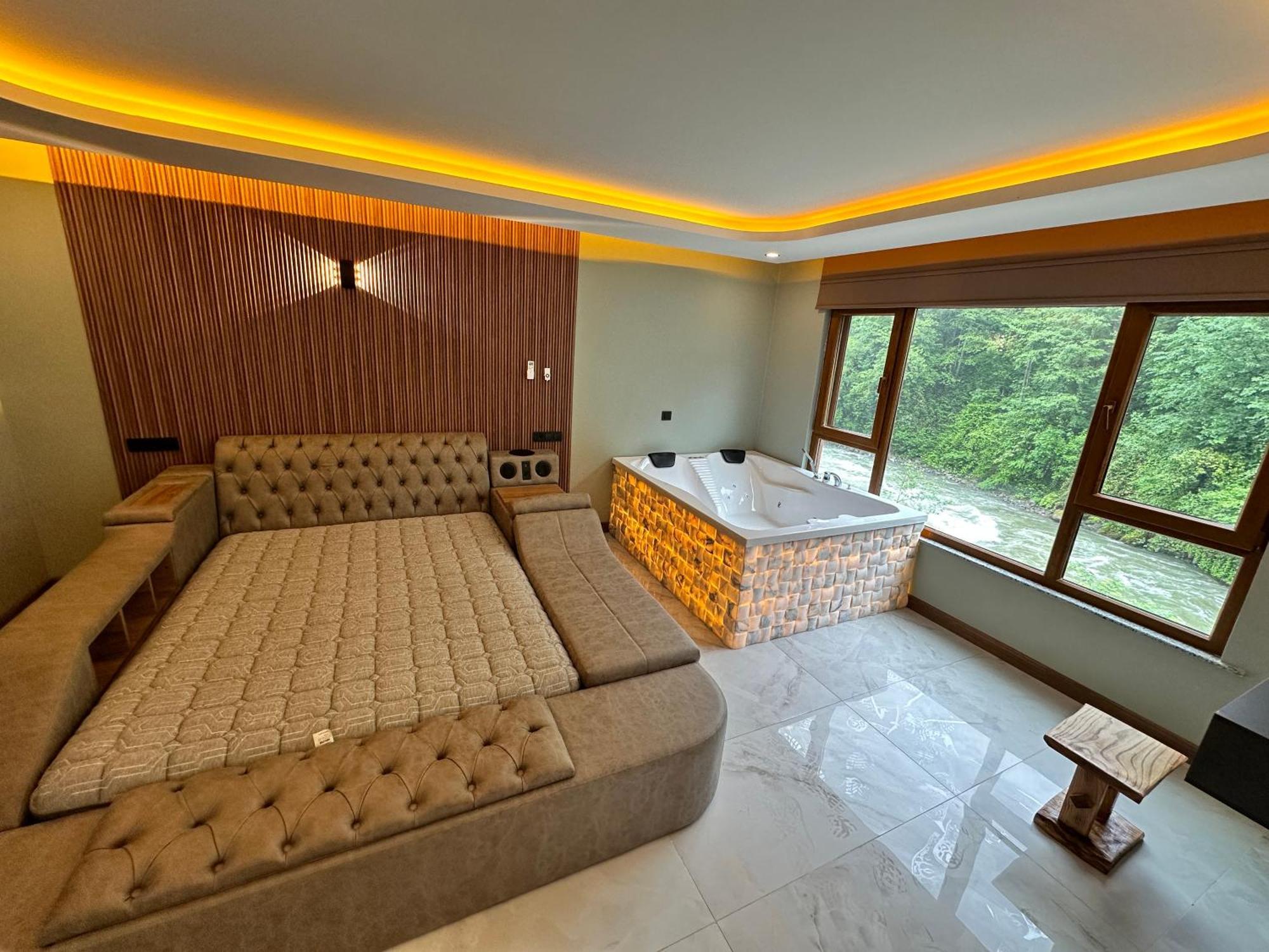 Tuva Villa Bungalov Camlihemsin ภายนอก รูปภาพ